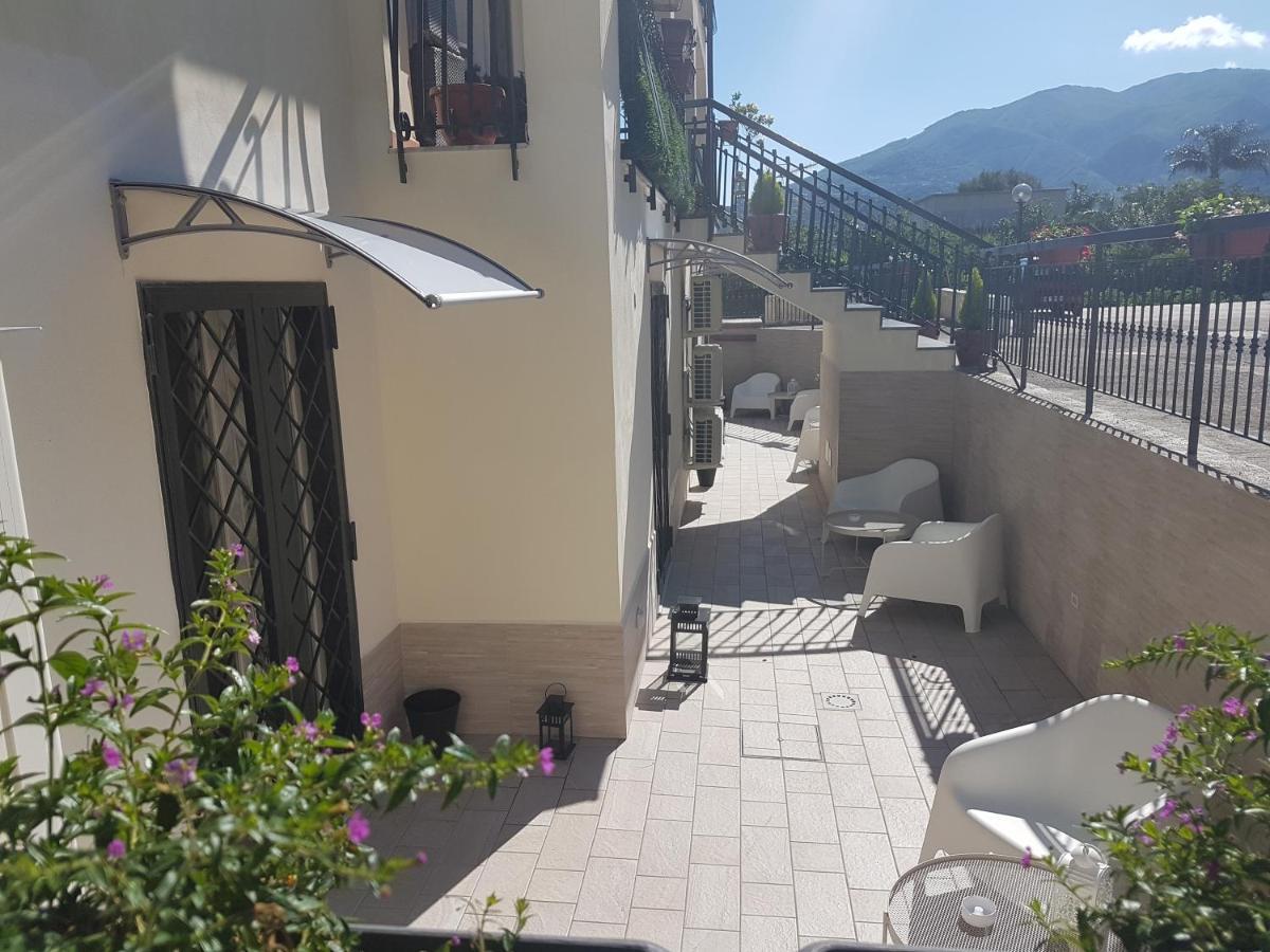 Mareluna B&B カステッランマーレ・ディ・スタービア エクステリア 写真