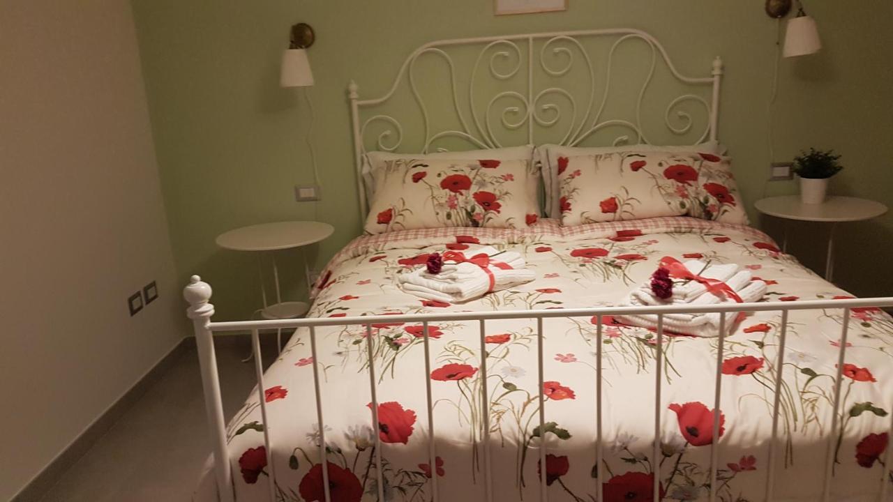 Mareluna B&B カステッランマーレ・ディ・スタービア エクステリア 写真